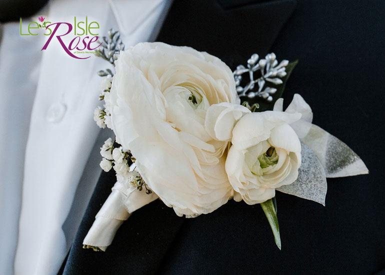 Men's Wedding and Prom Boutonniere flowers from Les Isle Rose