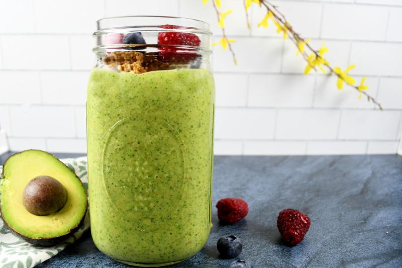 Tropical Green Smoothie