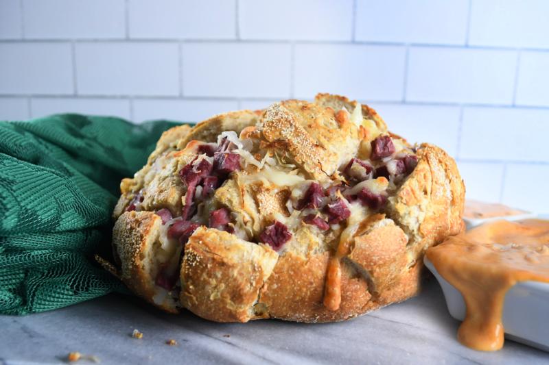 Reuben Pull-Apart Bread