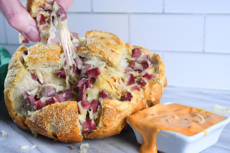 Reuben Pull-Apart Bread