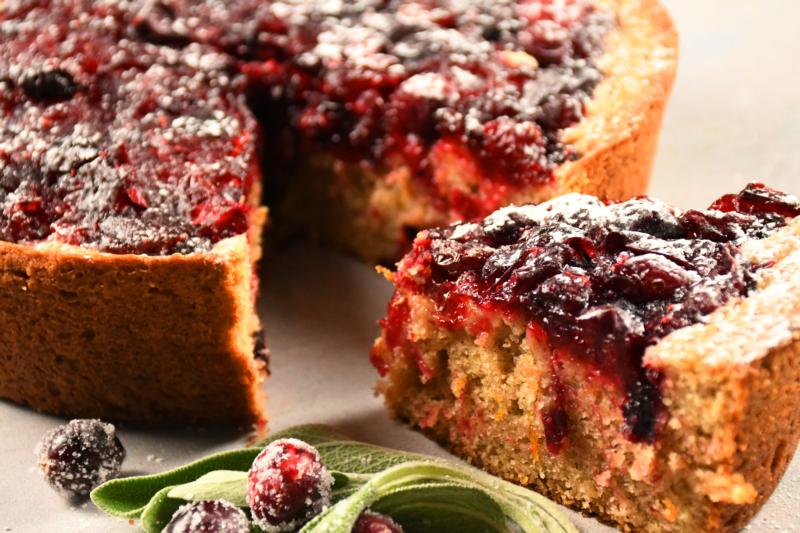 Spiced Cranberry Mascarpone Cake
