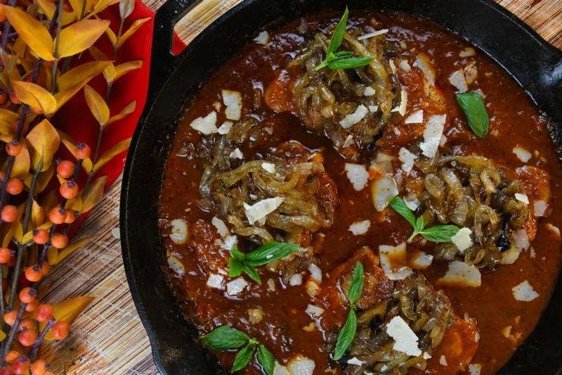 Pork Cutlets in Red Sauce